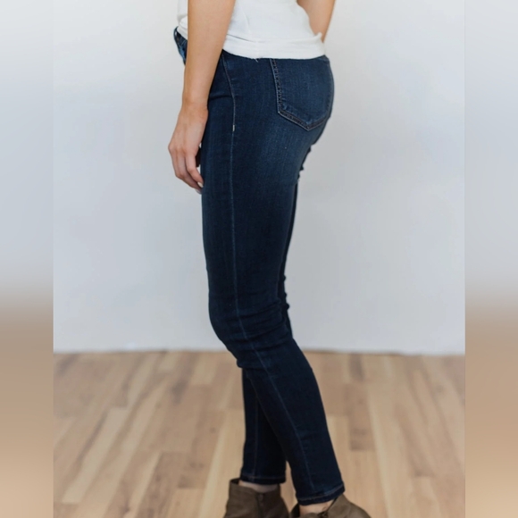 Sneak Peek Skinny Jeans - Picture 7 of 7